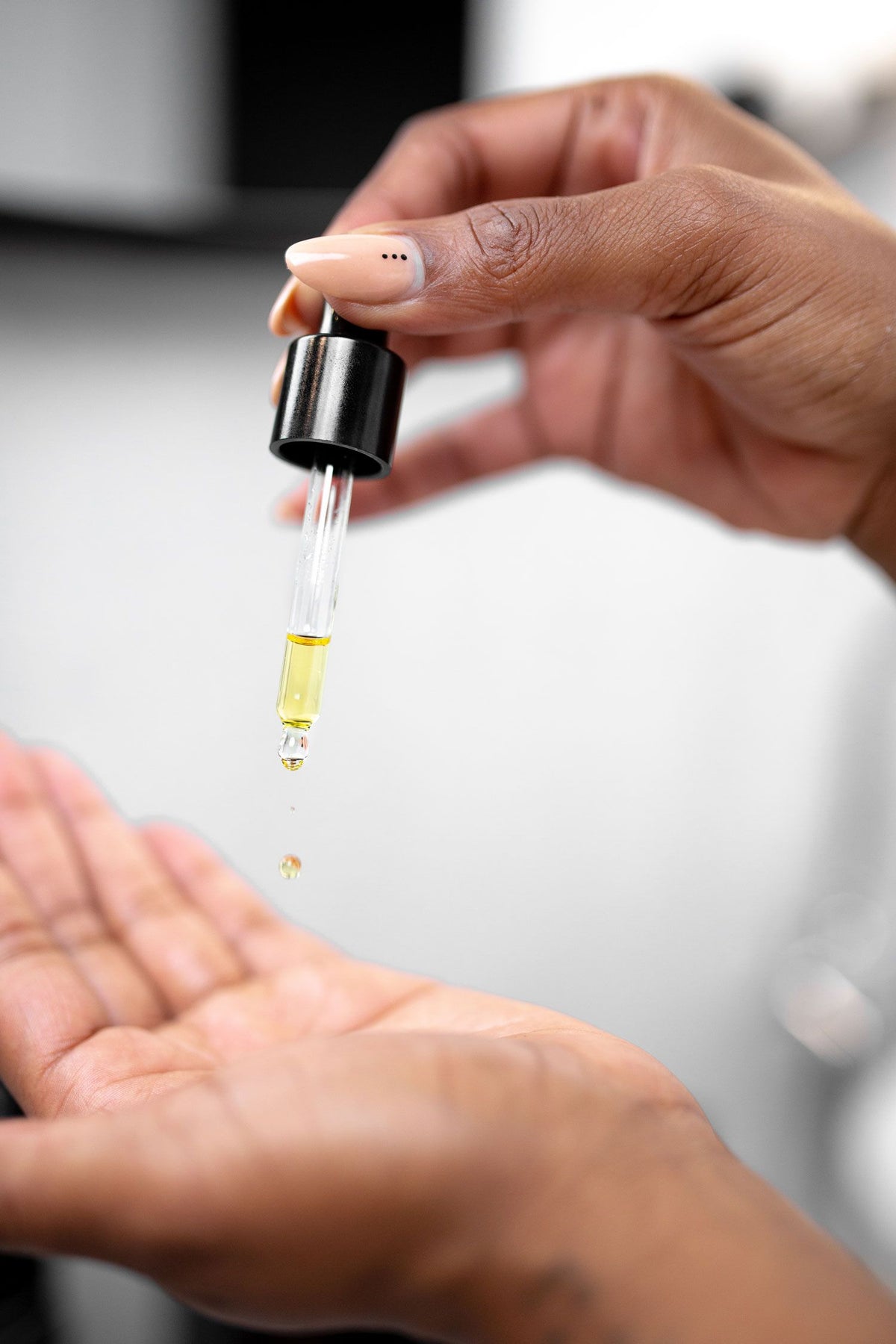 Rejuvenece tu piel con el aceite de BAOBAB: cosmética natural